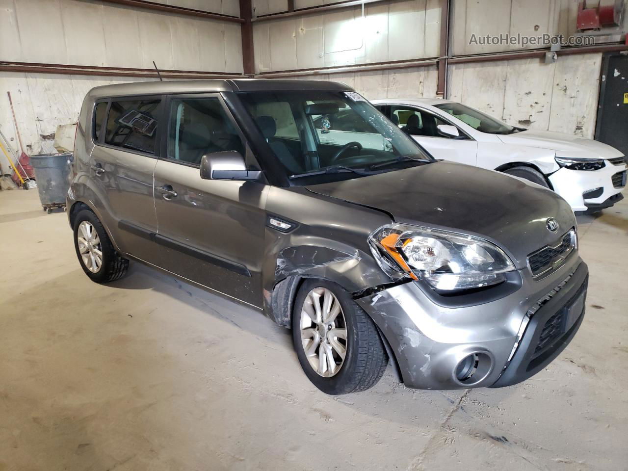 2013 Kia Soul  Silver vin: KNDJT2A53D7550159