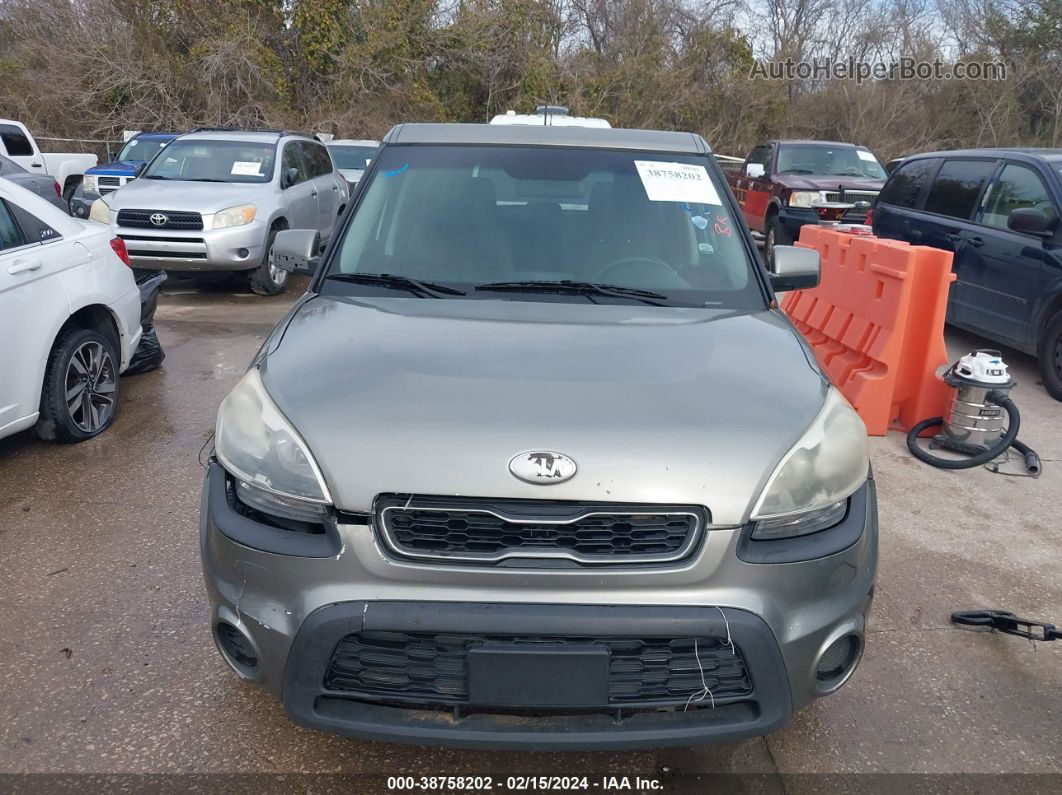 2013 Kia Soul   Silver vin: KNDJT2A53D7591049