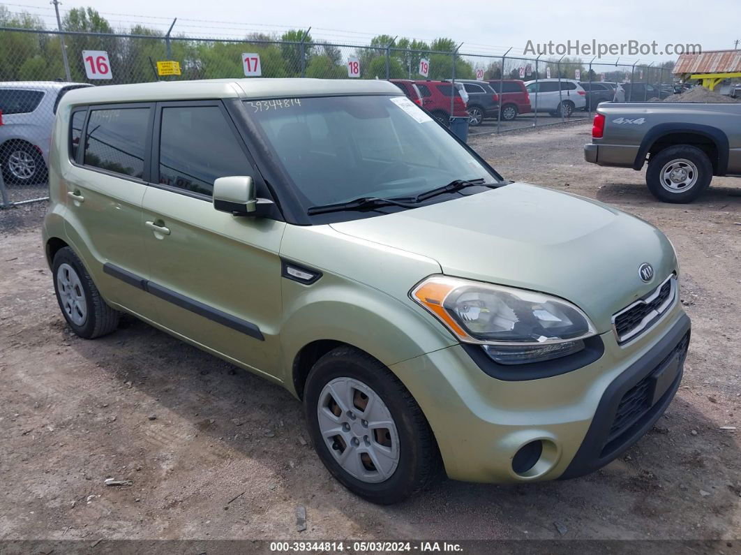 2013 Kia Soul   Зеленый vin: KNDJT2A53D7599393