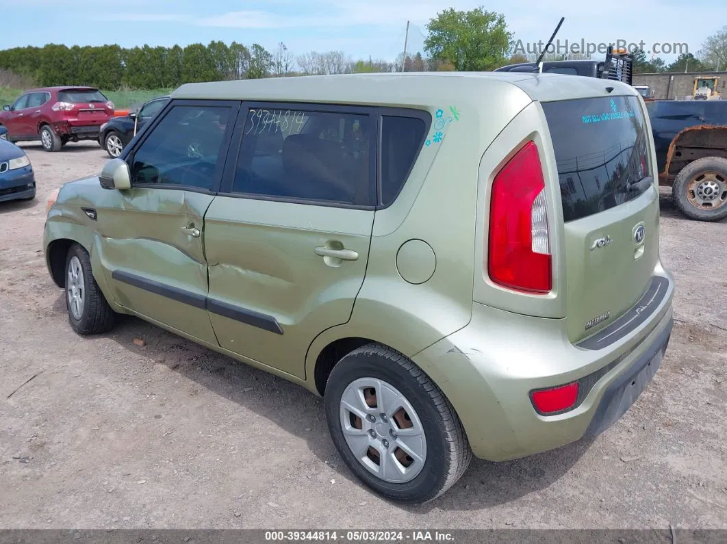 2013 Kia Soul   Зеленый vin: KNDJT2A53D7599393