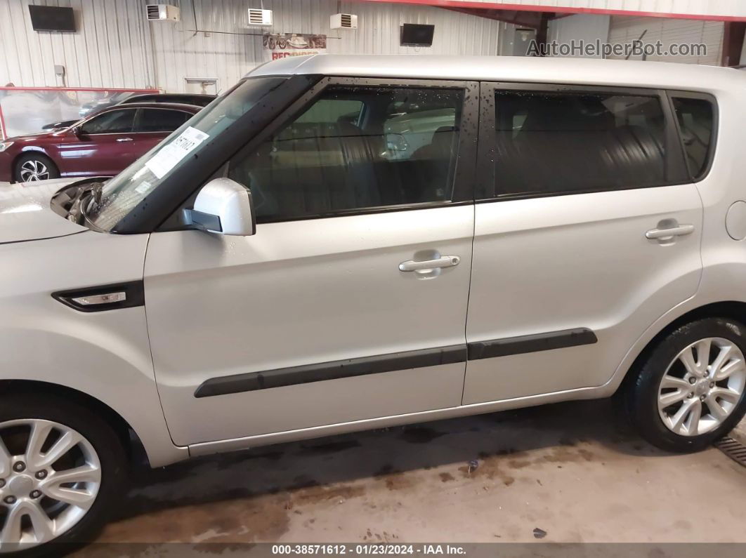 2013 Kia Soul   Серебряный vin: KNDJT2A53D7775729