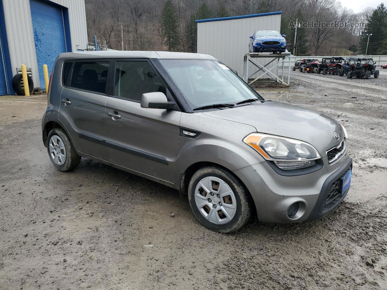 2013 Kia Soul  Gray vin: KNDJT2A54D7623846