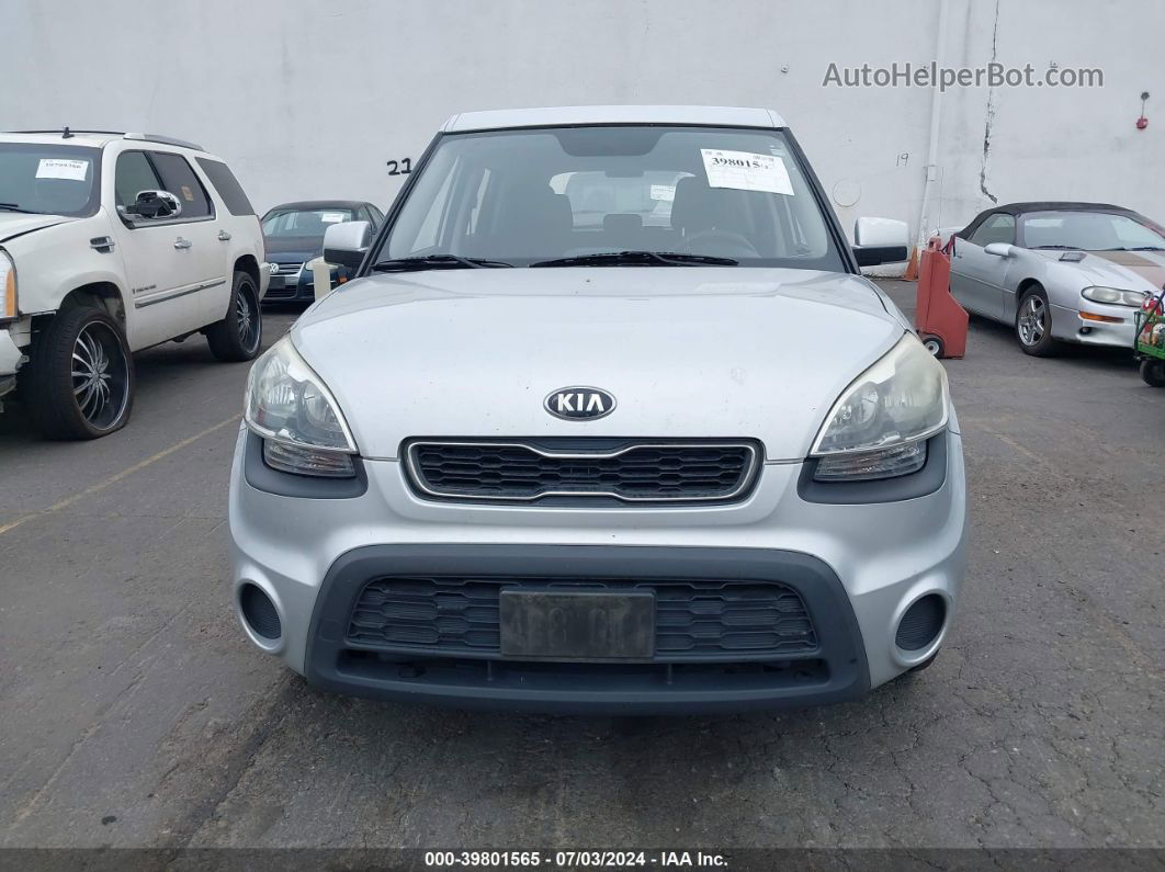 2013 Kia Soul   Silver vin: KNDJT2A54D7770569