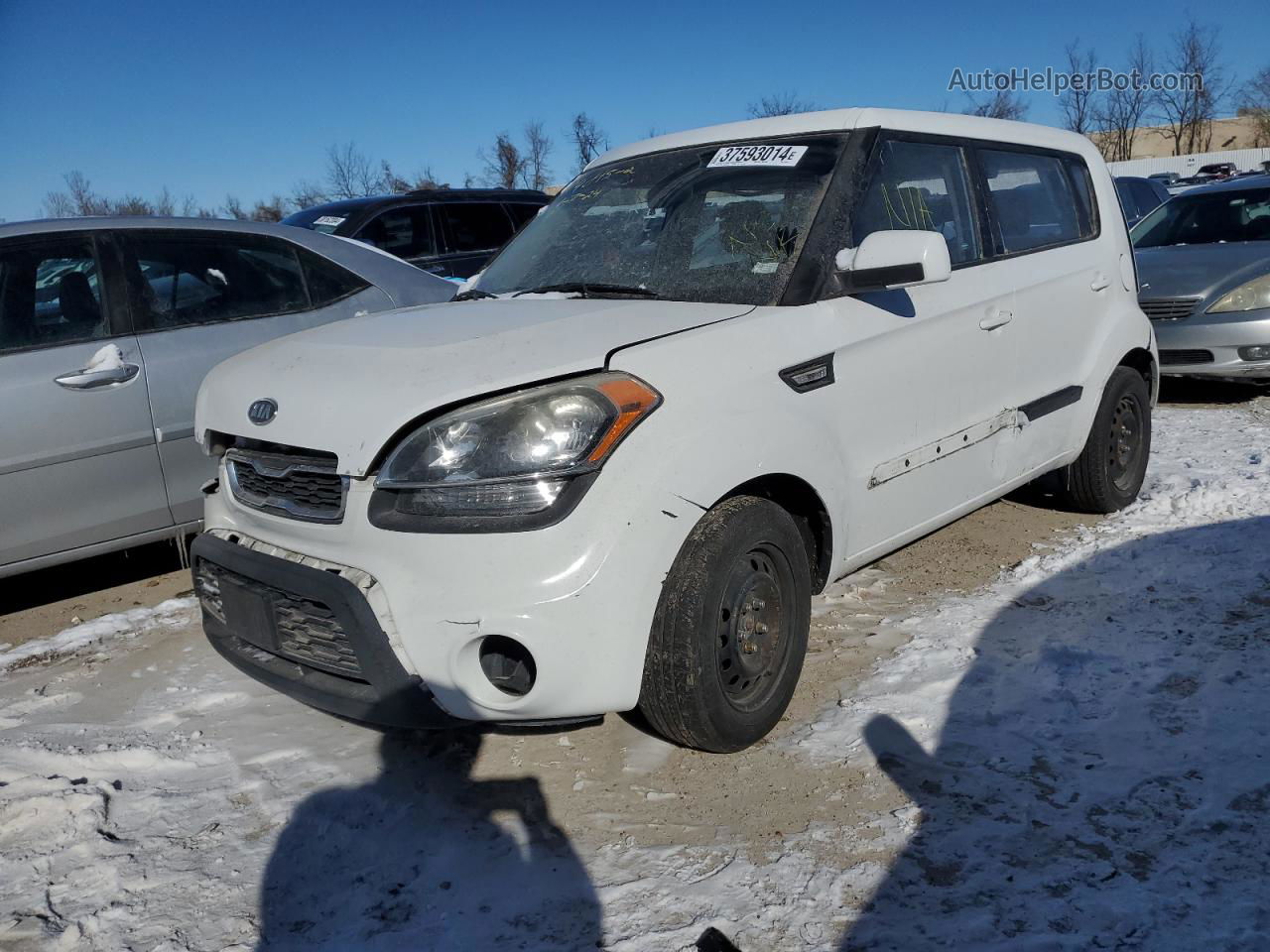 2012 Kia Soul  White vin: KNDJT2A55C7407647