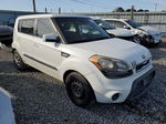 2012 Kia Soul  White vin: KNDJT2A55C7464981