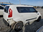 2012 Kia Soul  White vin: KNDJT2A55C7464981