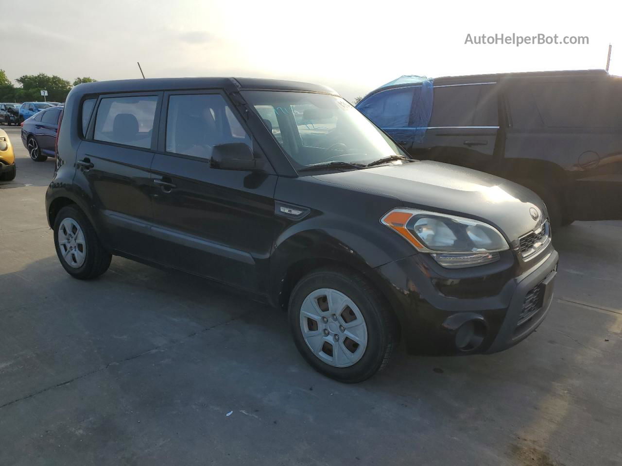 2013 Kia Soul  Black vin: KNDJT2A55D7497223