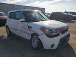 2013 Kia Soul  White vin: KNDJT2A55D7767115