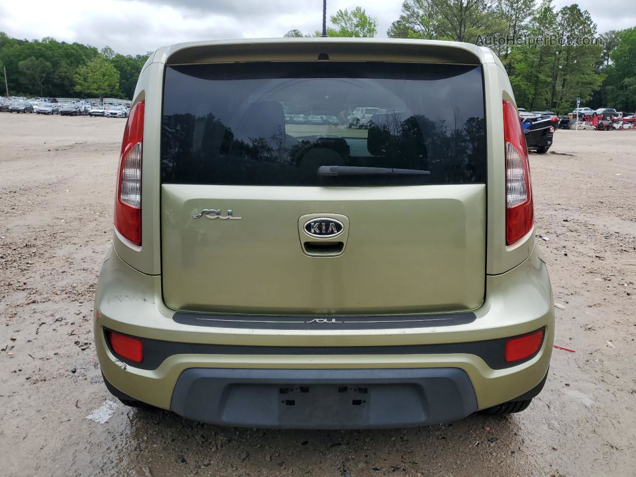 2012 Kia Soul  Green vin: KNDJT2A56C7459255