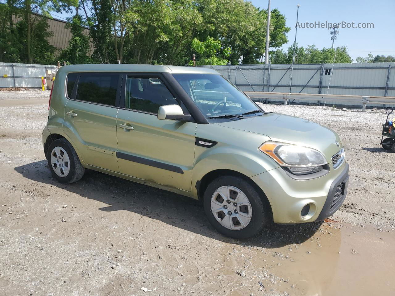 2013 Kia Soul  Green vin: KNDJT2A56D7560717