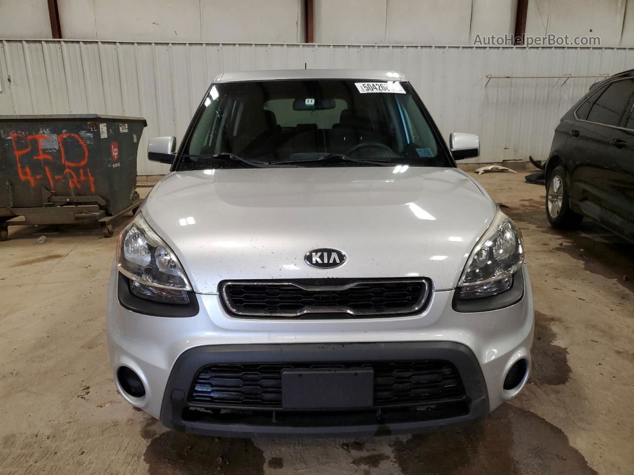 2013 Kia Soul  Silver vin: KNDJT2A56D7571474