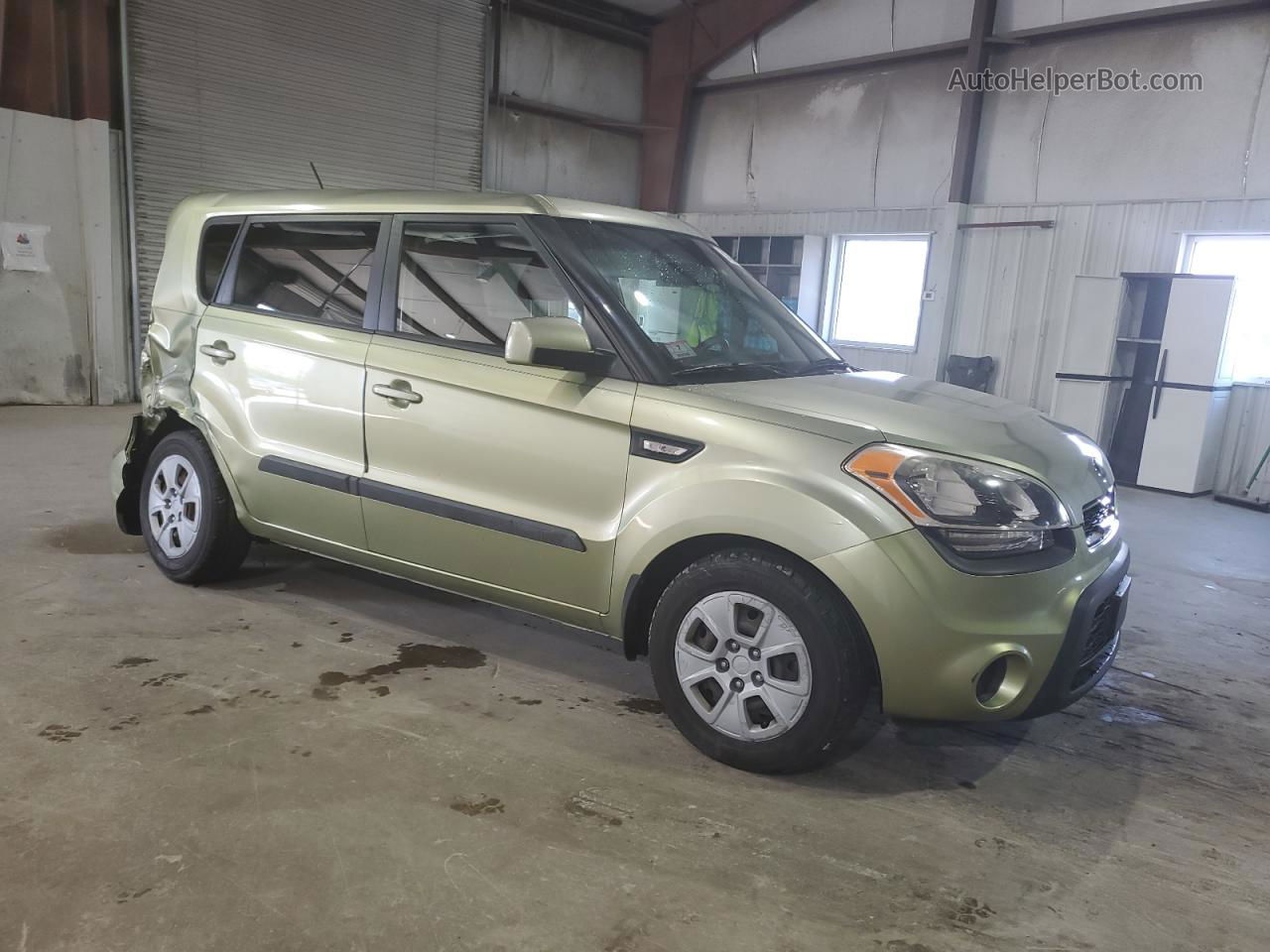 2013 Kia Soul  Зеленый vin: KNDJT2A56D7621399