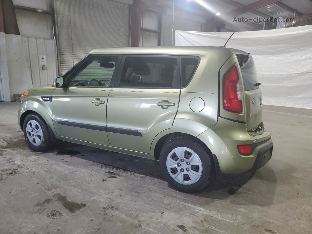 2013 Kia Soul  Зеленый vin: KNDJT2A56D7621399