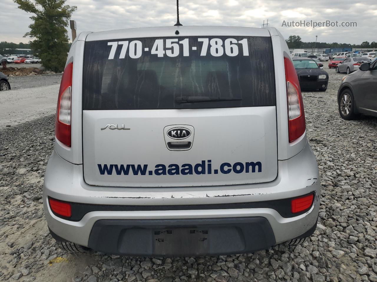 2012 Kia Soul  Silver vin: KNDJT2A57C7407651