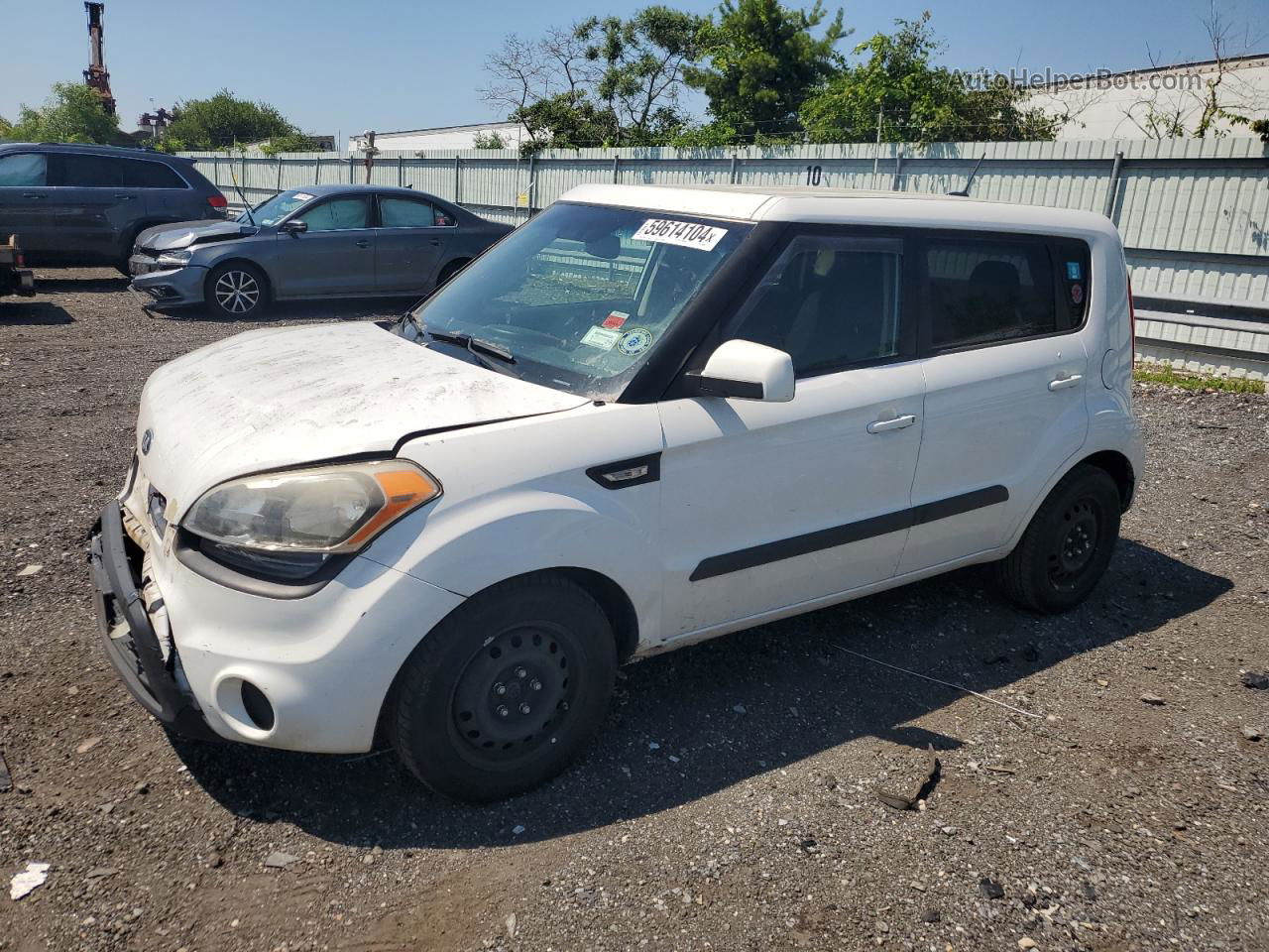 2013 Kia Soul  White vin: KNDJT2A57D7506908