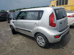 2013 Kia Soul  Серый vin: KNDJT2A57D7768833