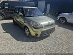 2013 Kia Soul   vin: KNDJT2A58D7483882