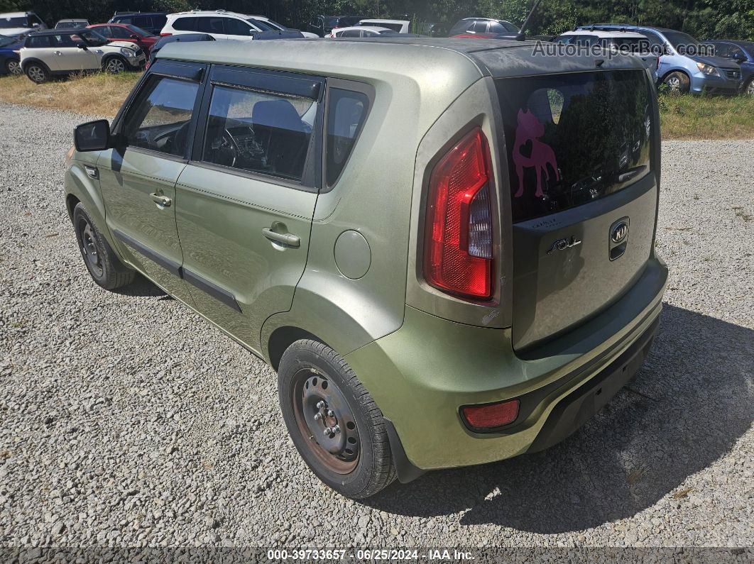 2013 Kia Soul   vin: KNDJT2A58D7483882