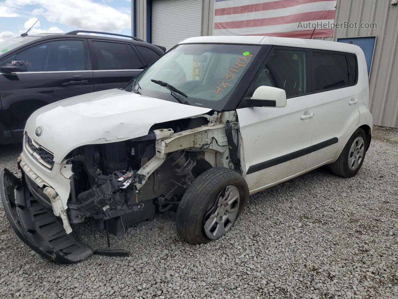 2013 Kia Soul  White vin: KNDJT2A58D7491500