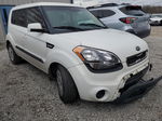 2013 Kia Soul  White vin: KNDJT2A58D7491500