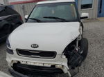 2013 Kia Soul  White vin: KNDJT2A58D7491500