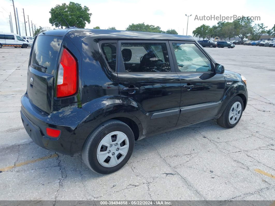 2013 Kia Soul   Black vin: KNDJT2A58D7567846