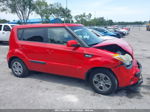 2013 Kia Soul Base Red vin: KNDJT2A58D7576921