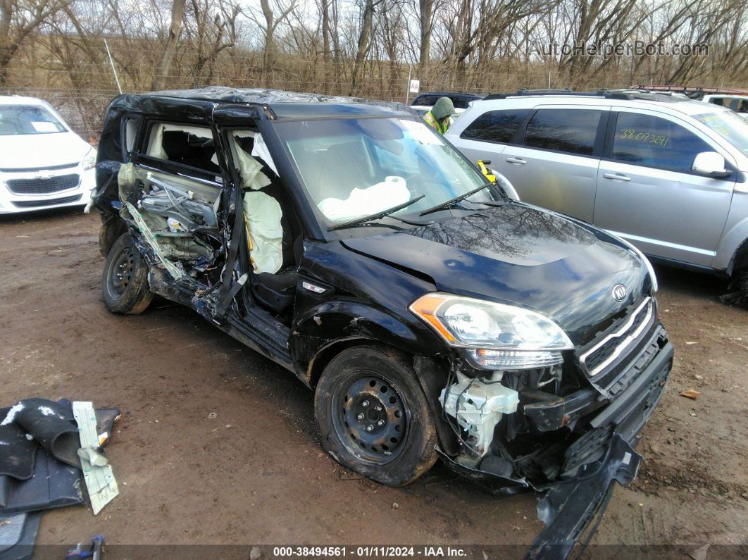 2013 Kia Soul   Black vin: KNDJT2A58D7584422