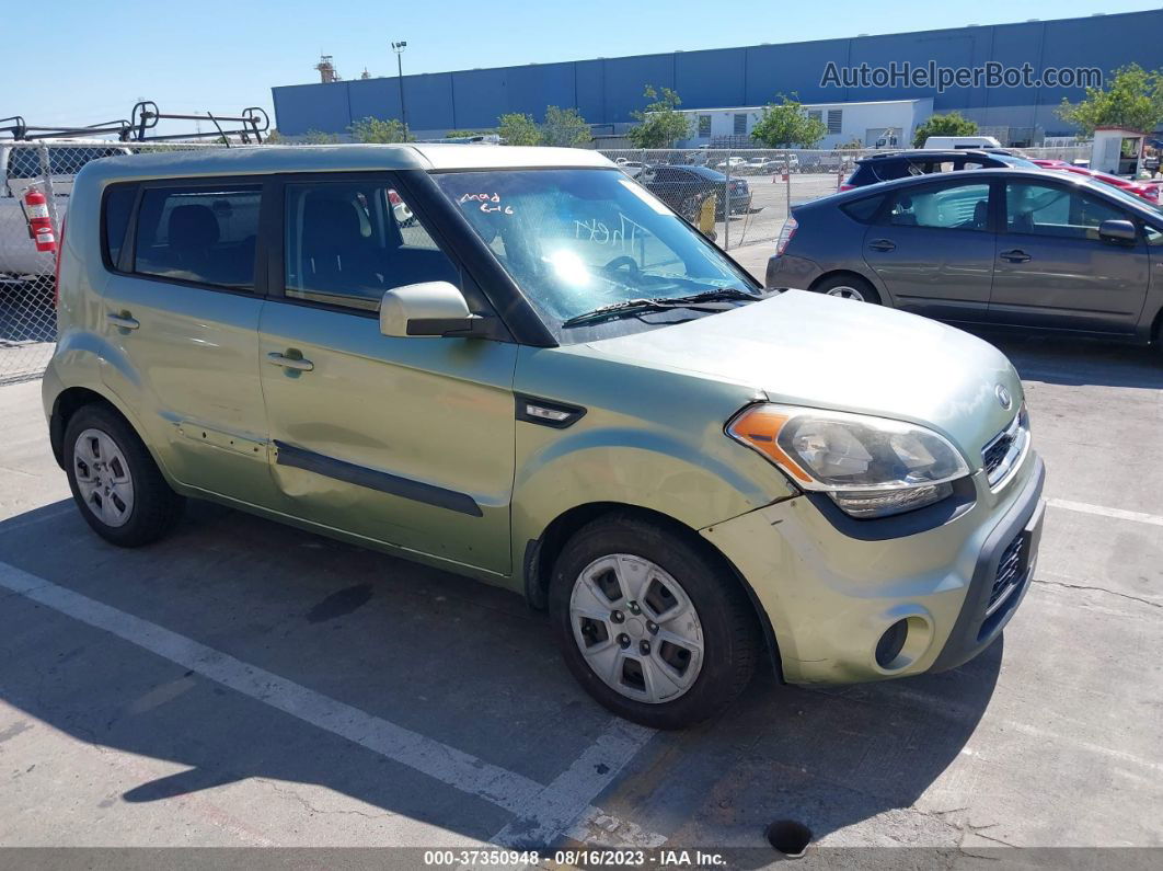 2013 Kia Soul Base Зеленый vin: KNDJT2A58D7601168