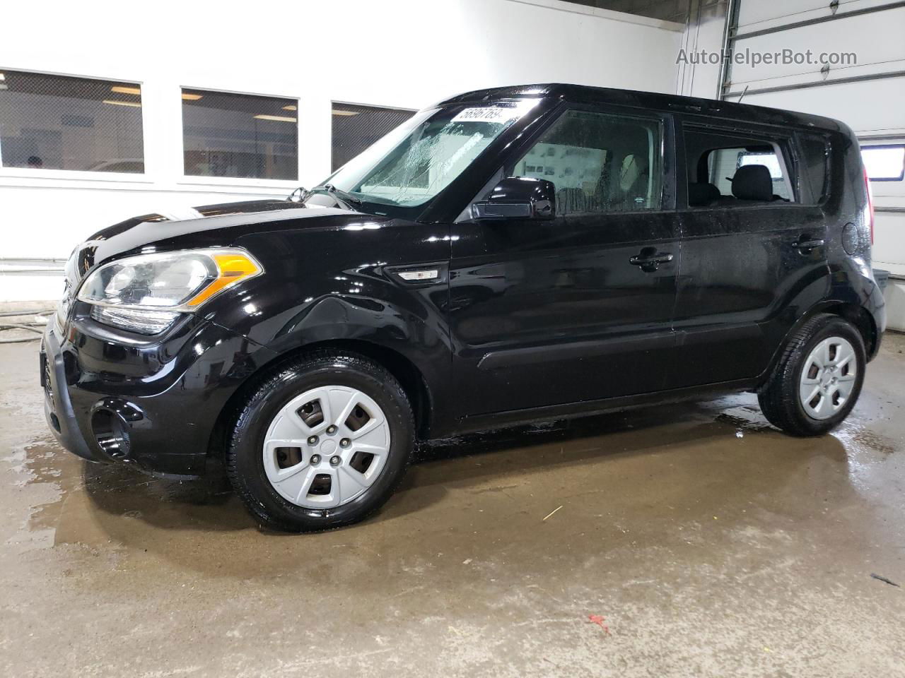 2013 Kia Soul  Черный vin: KNDJT2A58D7751300