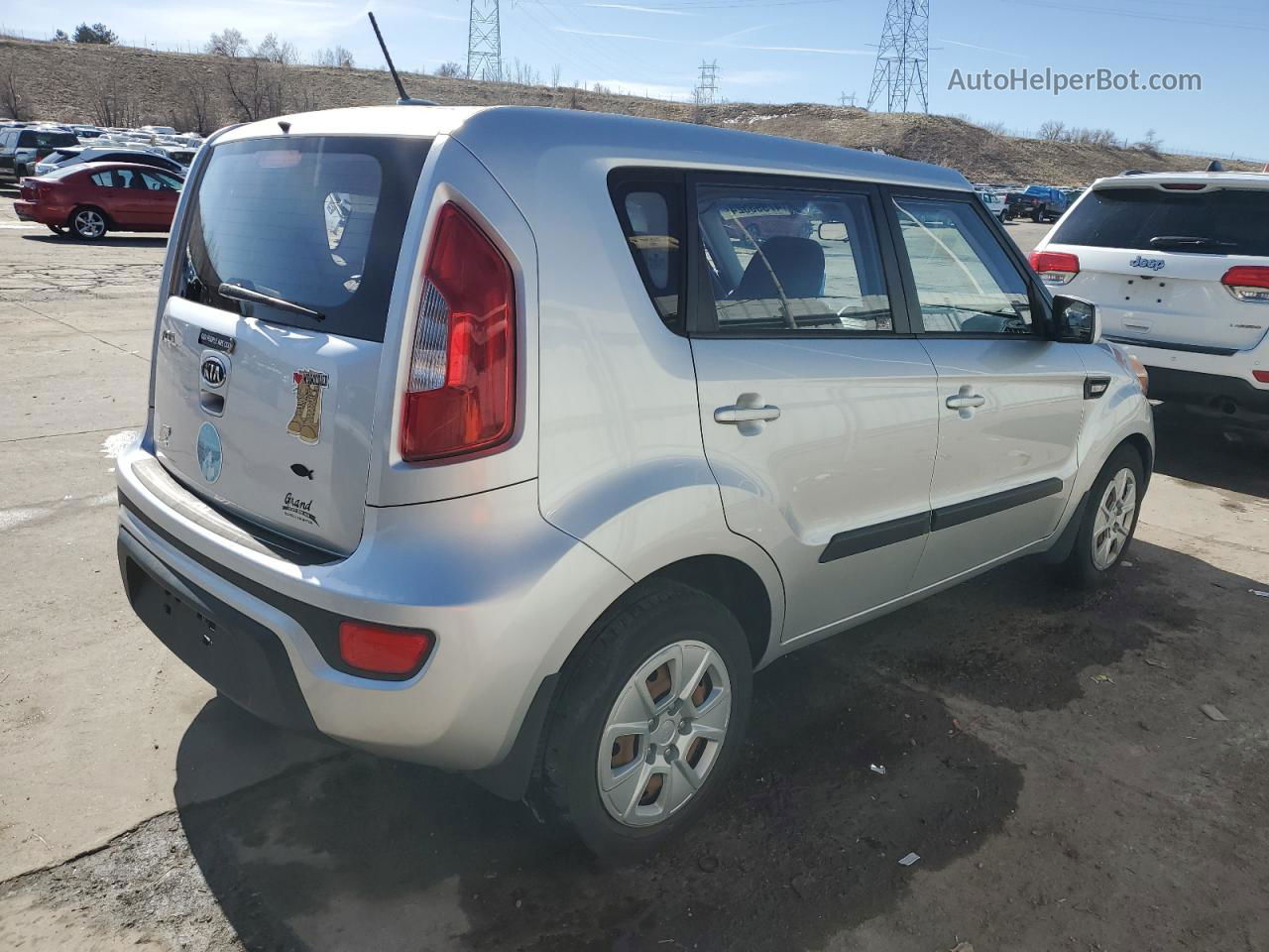 2012 Kia Soul  Серебряный vin: KNDJT2A59C7377407