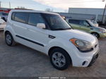 2013 Kia Soul   White vin: KNDJT2A59D7502388