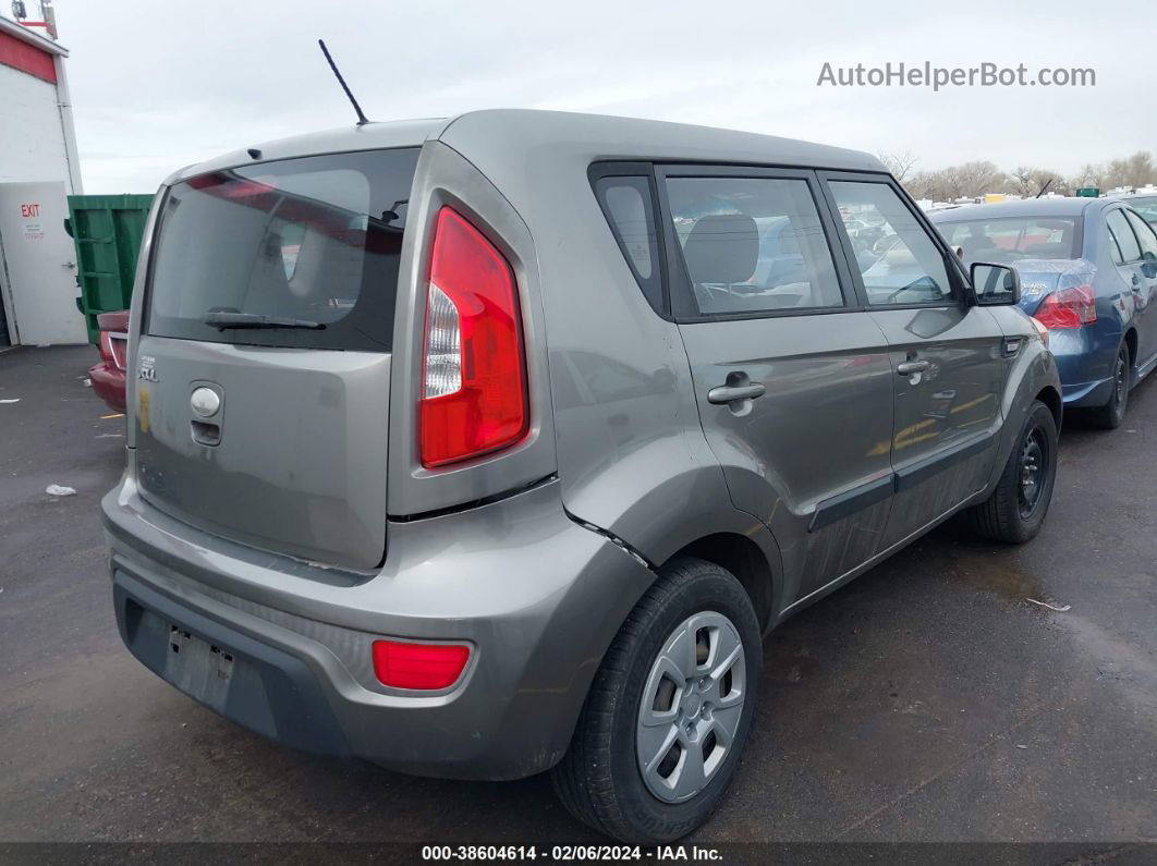 2013 Kia Soul   Silver vin: KNDJT2A59D7615600