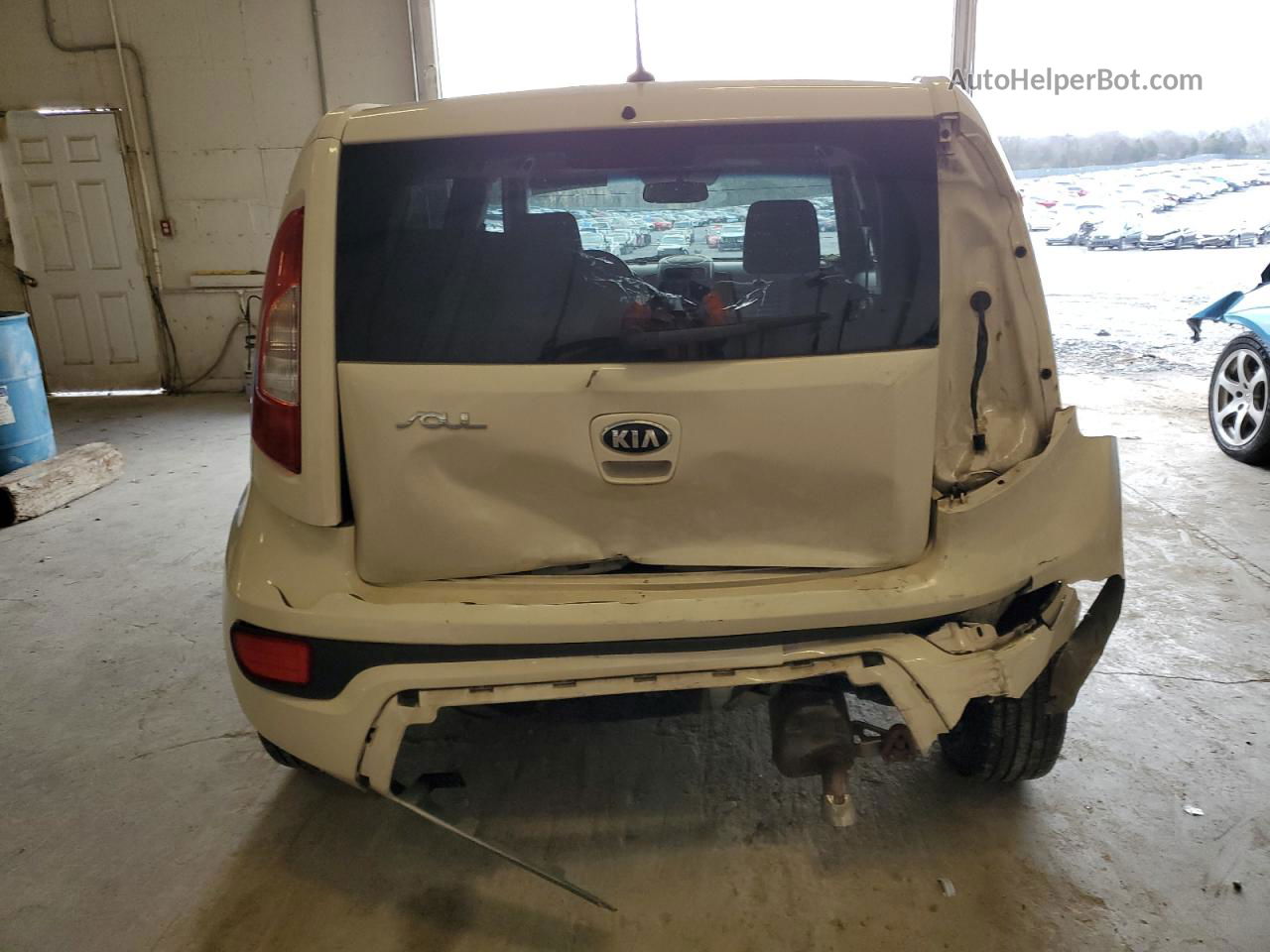 2013 Kia Soul  Кремовый vin: KNDJT2A59D7760734