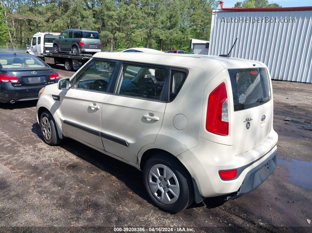 2012 Kia Soul   White vin: KNDJT2A5XC7363726