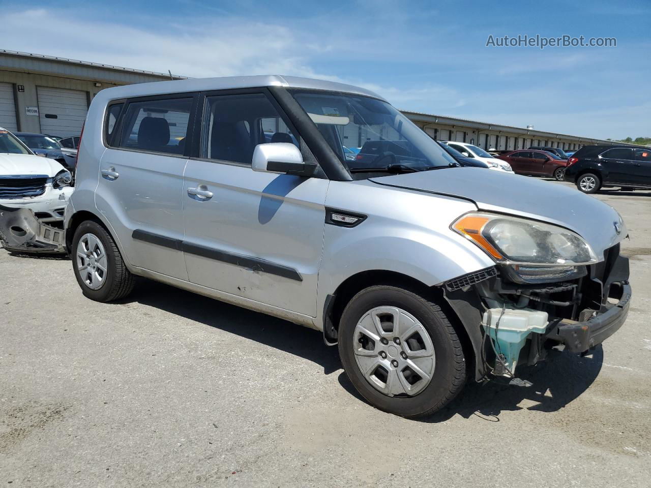 2013 Kia Soul  Silver vin: KNDJT2A5XD7494964