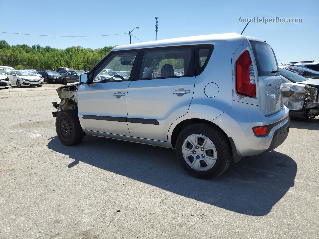 2013 Kia Soul  Серебряный vin: KNDJT2A5XD7494964