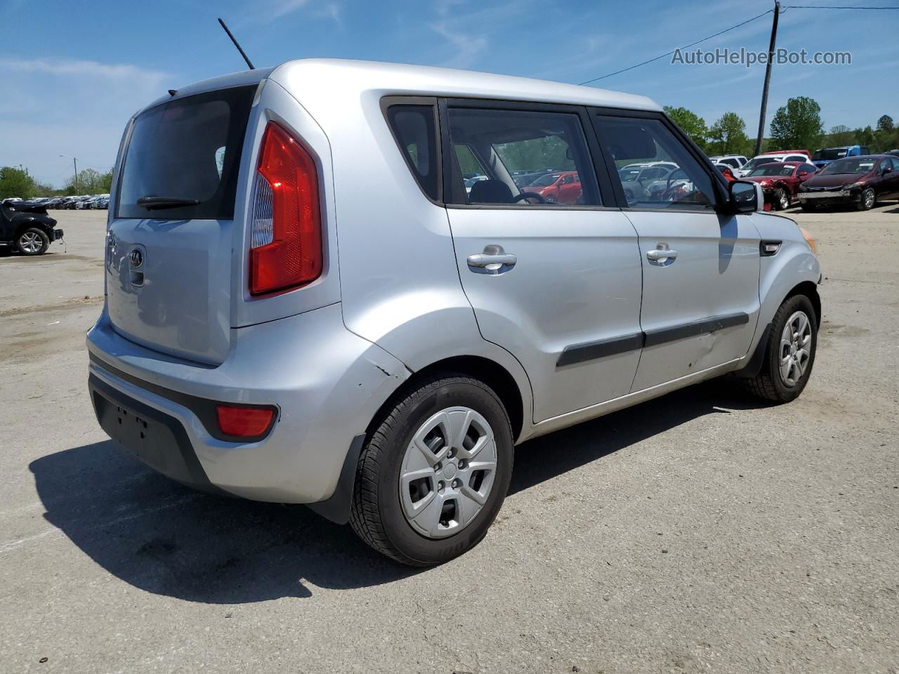 2013 Kia Soul  Silver vin: KNDJT2A5XD7494964