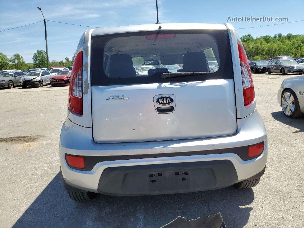 2013 Kia Soul  Silver vin: KNDJT2A5XD7494964