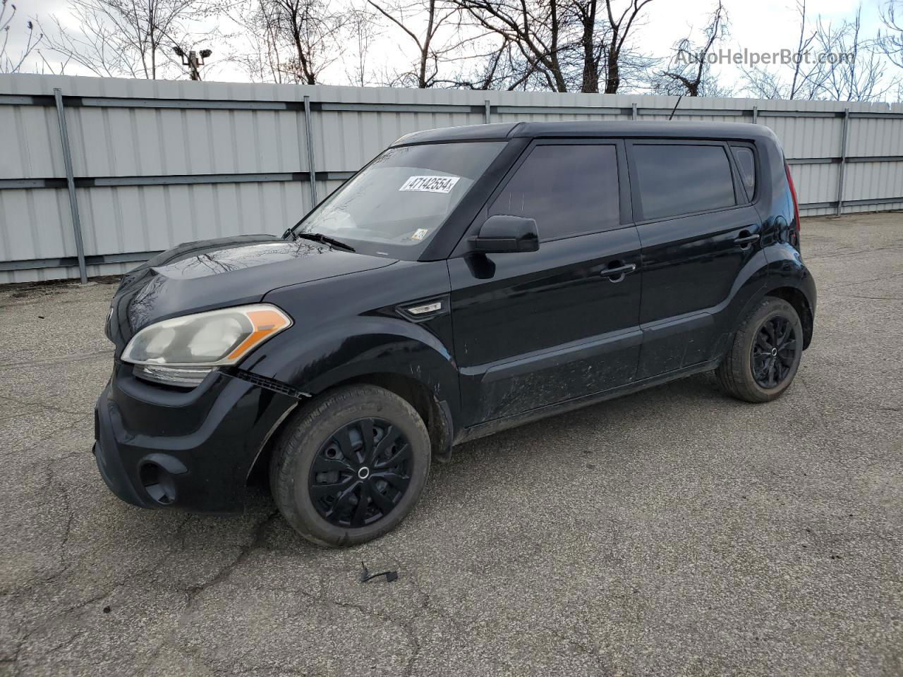 2013 Kia Soul  Black vin: KNDJT2A5XD7497928