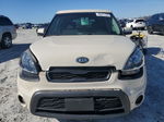 2013 Kia Soul  Cream vin: KNDJT2A5XD7537019