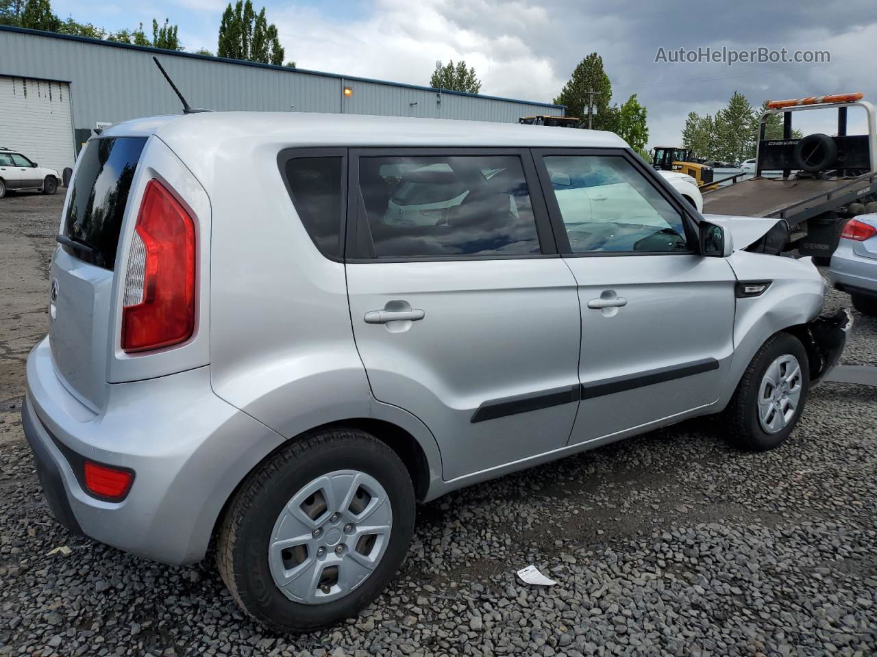 2013 Kia Soul  Silver vin: KNDJT2A5XD7541765