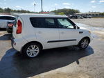 2013 Kia Soul  Белый vin: KNDJT2A5XD7555701