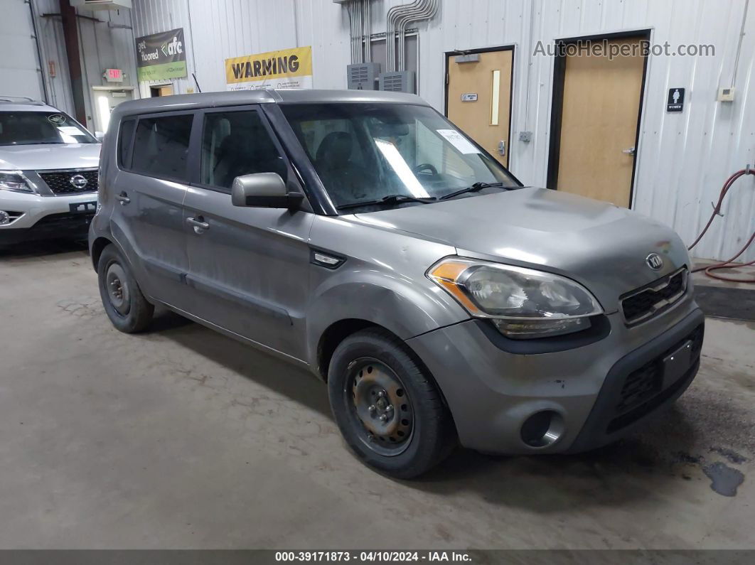 2013 Kia Soul   Серый vin: KNDJT2A5XD7592974