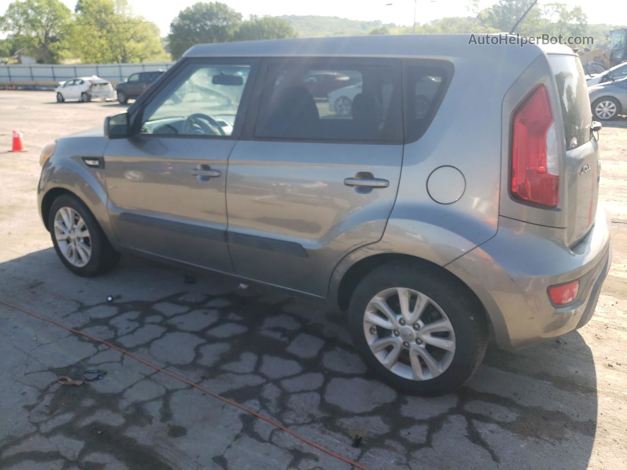 2013 Kia Soul  Gray vin: KNDJT2A5XD7629151