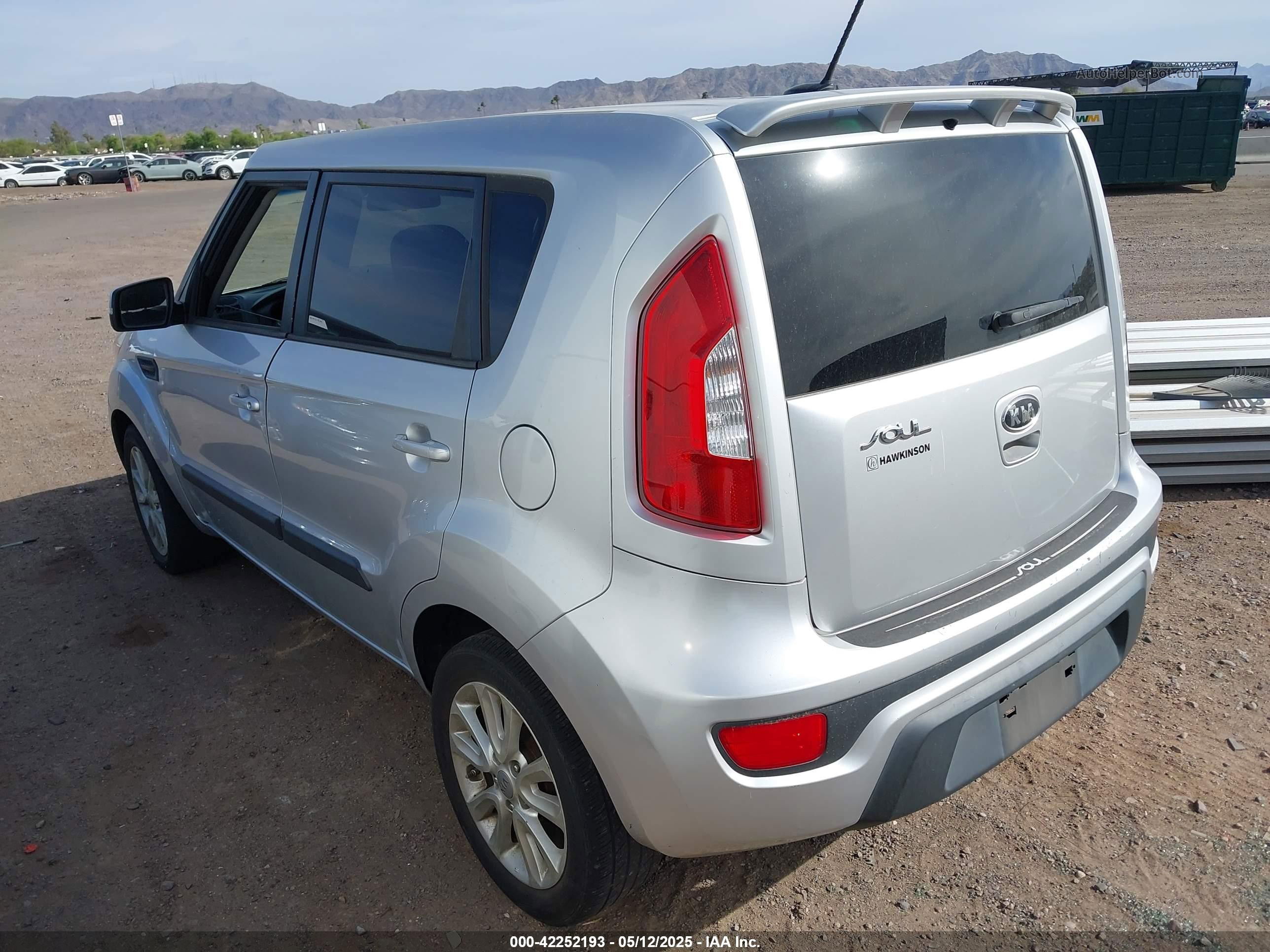 2012 Kia Soul + Silver vin: KNDJT2A60C7379894