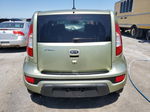 2012 Kia Soul + Green vin: KNDJT2A60C7426972