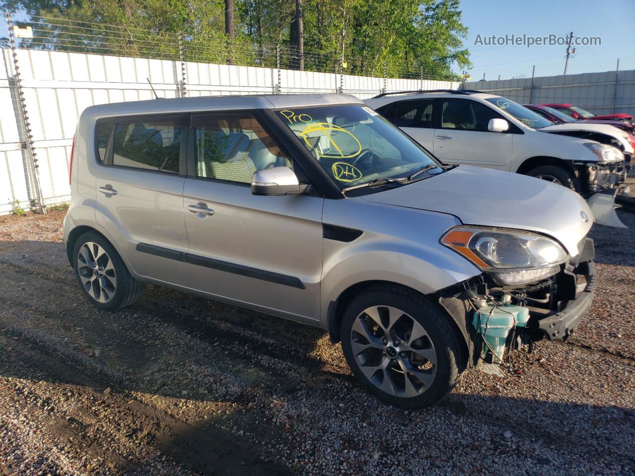 2013 Kia Soul + Silver vin: KNDJT2A60D7505303