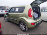 2013 Kia Soul + Green vin: KNDJT2A60D7603229