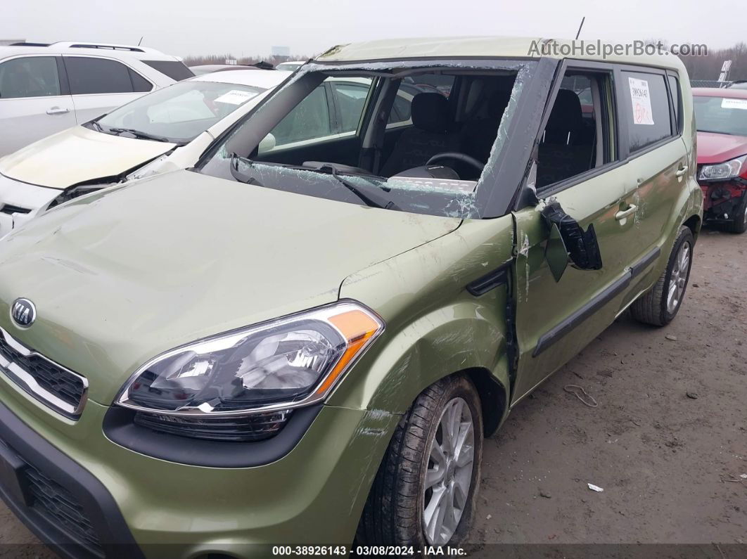 2013 Kia Soul + Green vin: KNDJT2A60D7603229